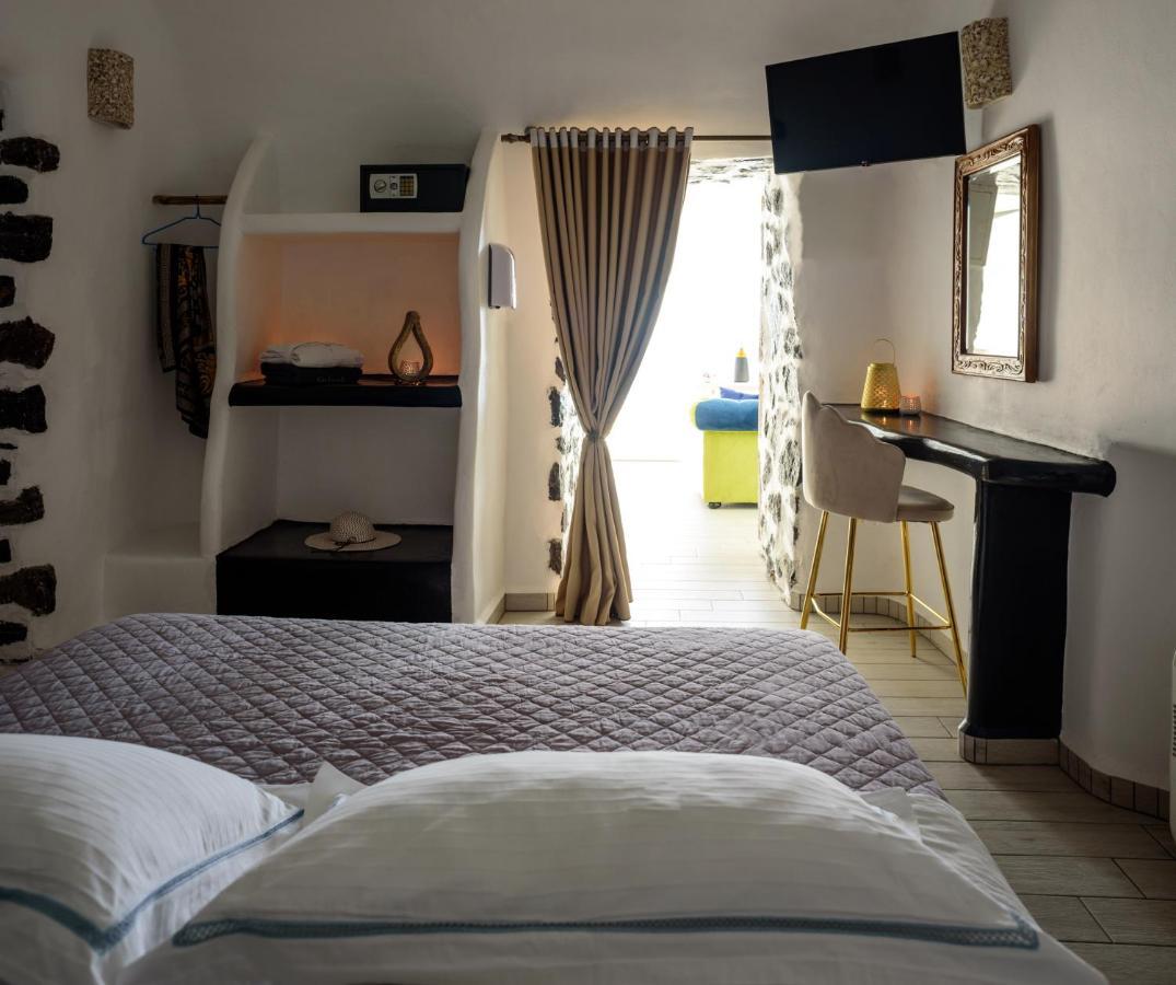 Fira Deep Blue Suites Esterno foto